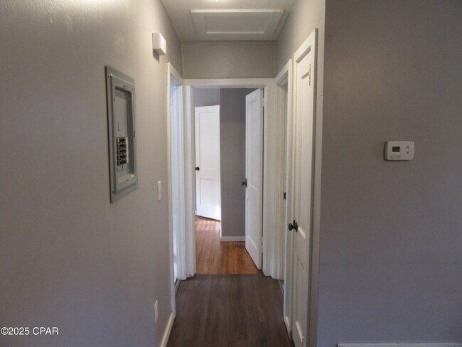 Building Photo - 1114 Fairland Ave