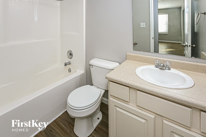 Building Photo - 15472 Sandlands Cir