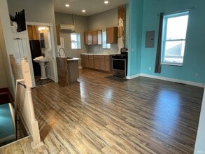 Building Photo - 1202 W Main St