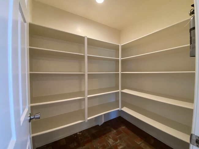 Building Photo - Great 3-Bedroom Home – Peaceful Country Living Just 8 Minutes from Hwy 78!