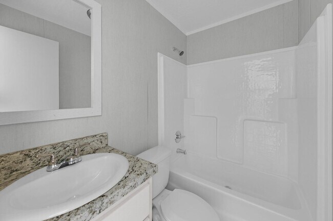Building Photo - Luxury 3 Bedroom/ 2 Bath Mobile Home