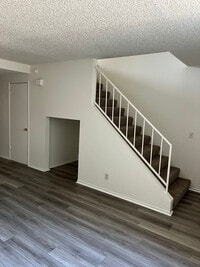 Building Photo - 43711 Challenger Way