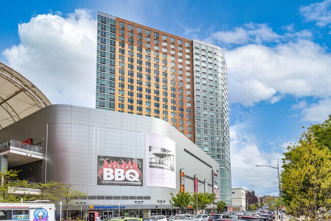 The Alexander Rego Park, NY Apartment Finder