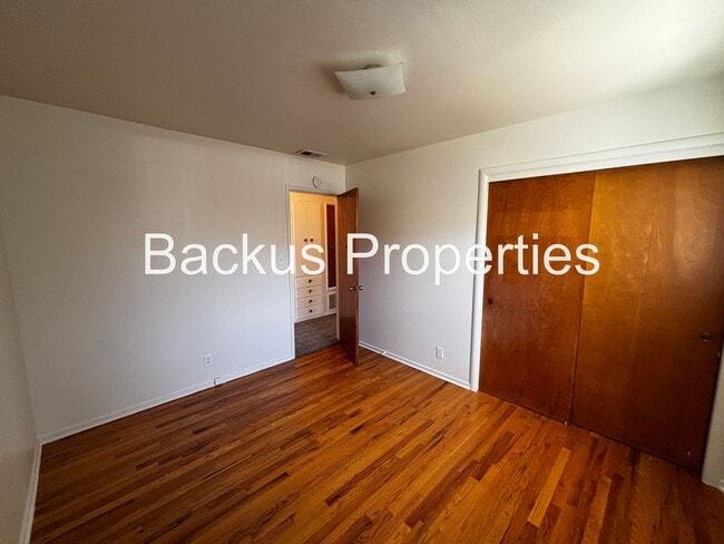 Building Photo - 790 Fairfax Dr