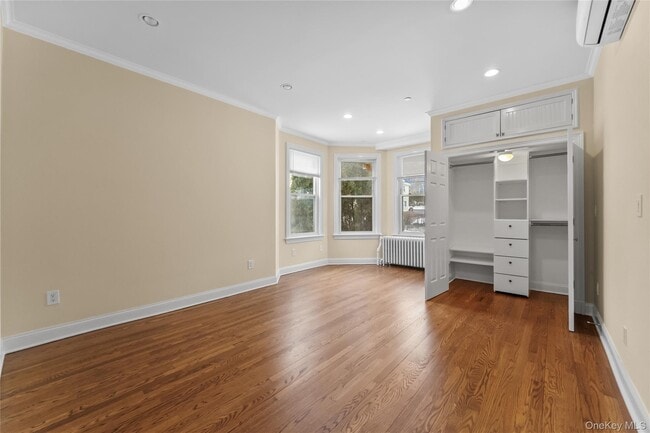 Building Photo - 81 N Washington St