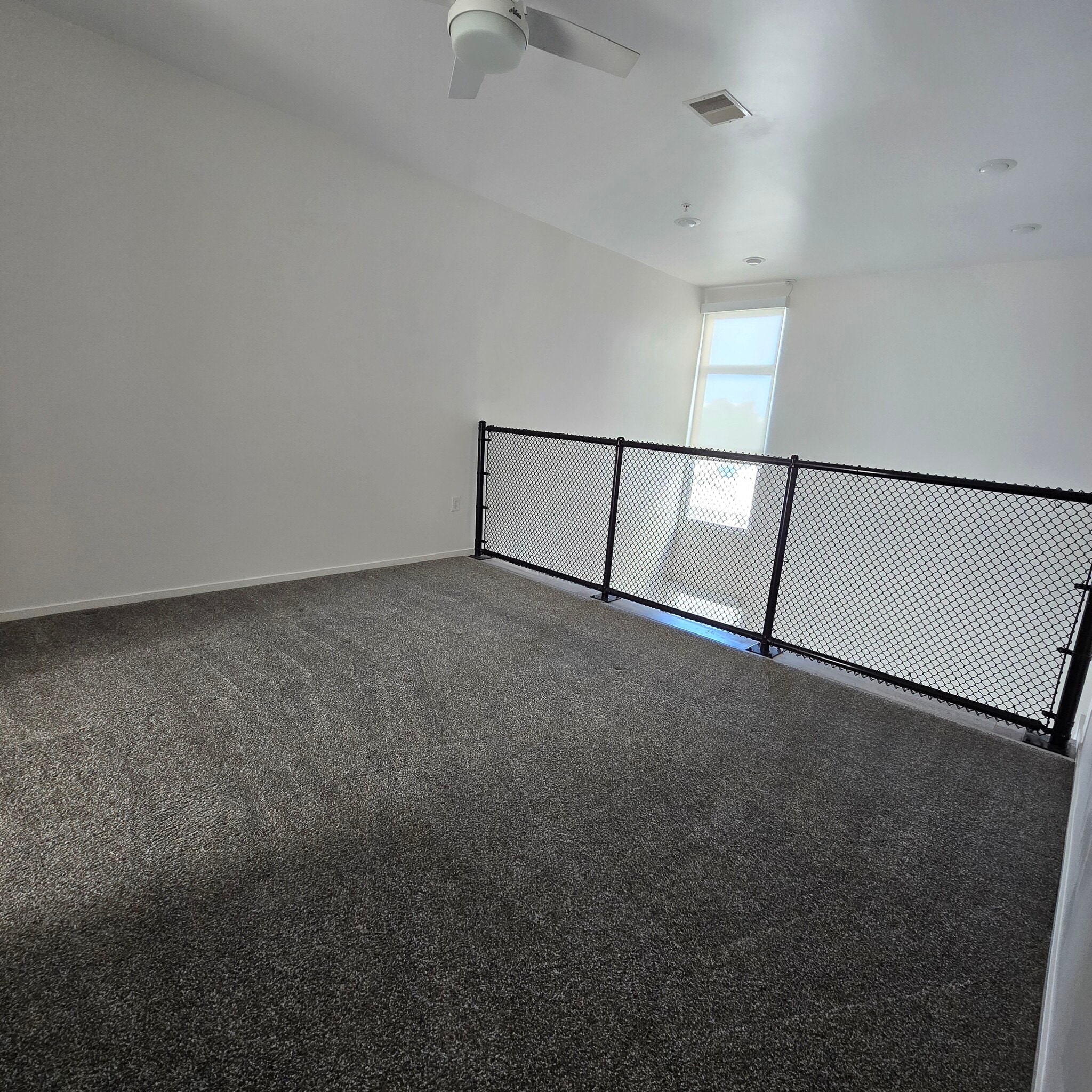 Loft view1 - 519 S 6th St