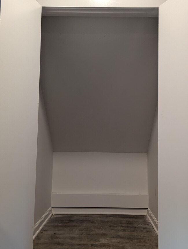 Building Photo - 45 Westcott St