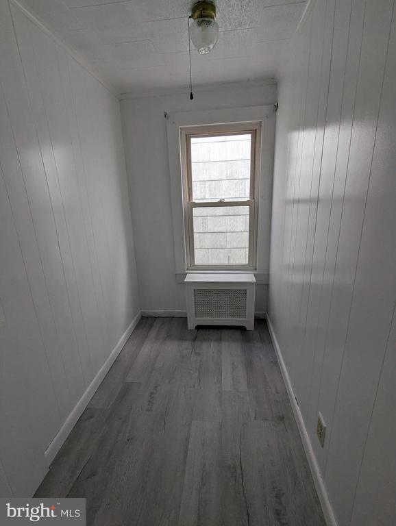 Building Photo - 325 Lewis St