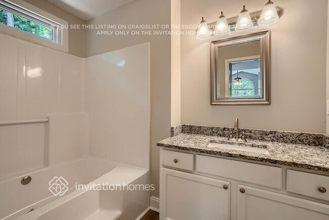 Building Photo - 7470 Hunters Ridge Dr