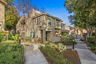 Building Photo - Available now!  2 Story 2/2.5 Condominium for Lease in Rancho Cucamonga!