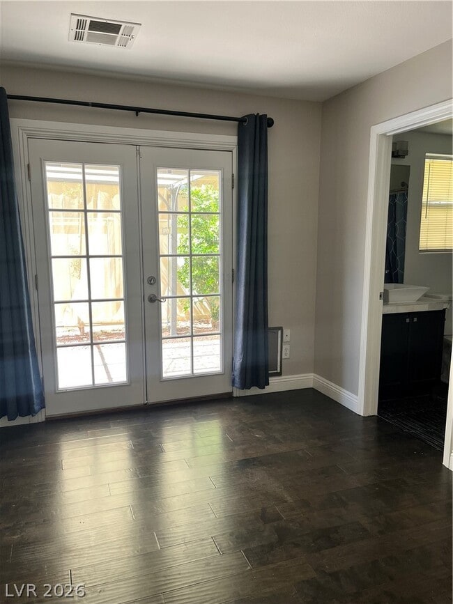 Building Photo - 10261 Ladybug Bend St