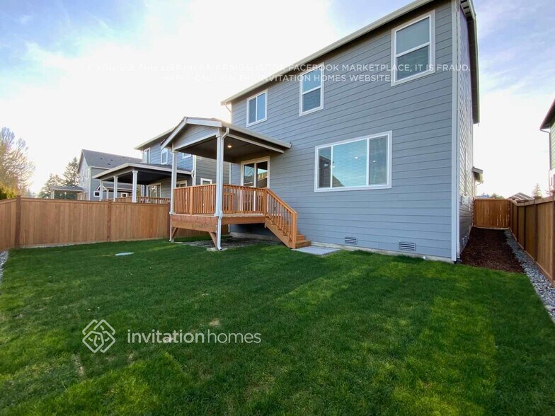 Building Photo - 934 Burwood St SE