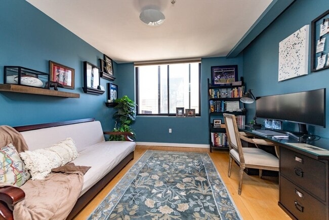 Building Photo - 210 South St