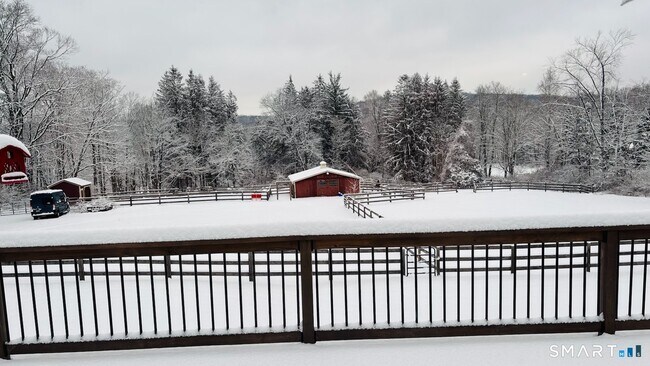 Building Photo - 49 Warner Rd