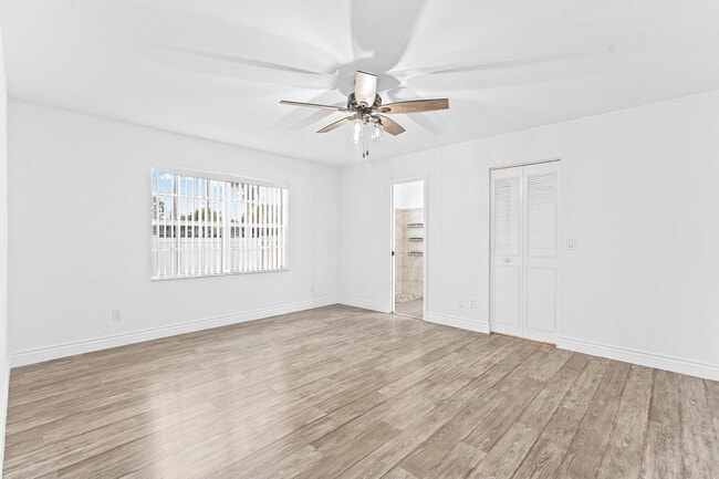 Building Photo - 125 Raintree Trail