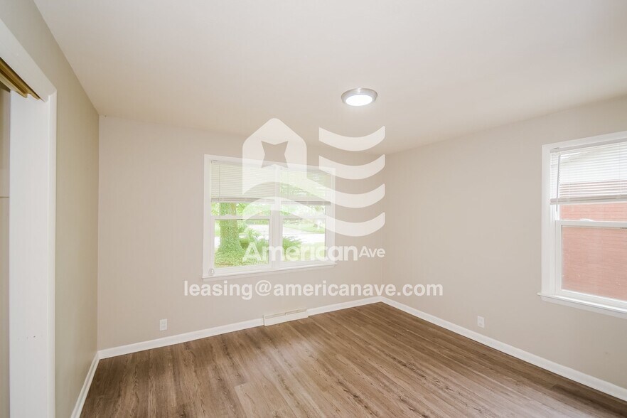 Building Photo - 47 S Coventry Dr