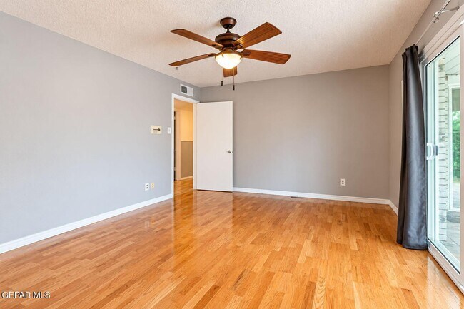 Building Photo - 9101 Turrentine Dr