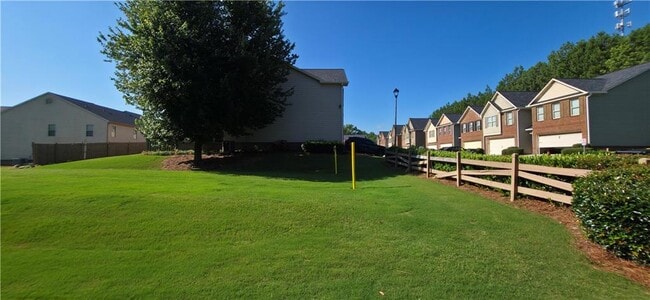 Building Photo - 2200 Oakland Grove Pl