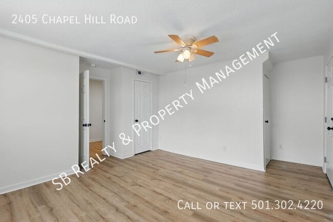 Building Photo - 2405 Chapel Hill Rd