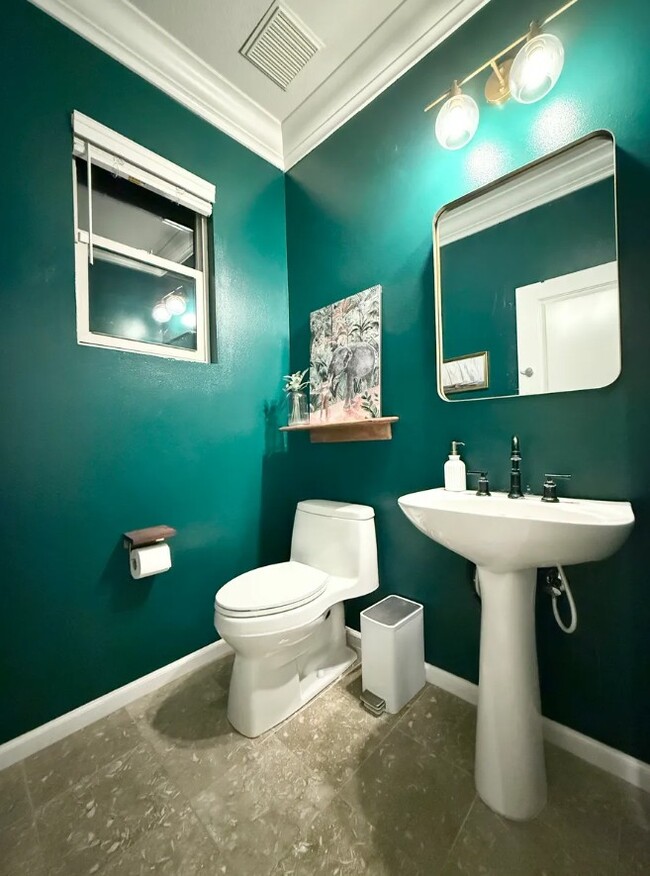 Half-bath is located in the 2nd floor / living room area - 5429 Strand