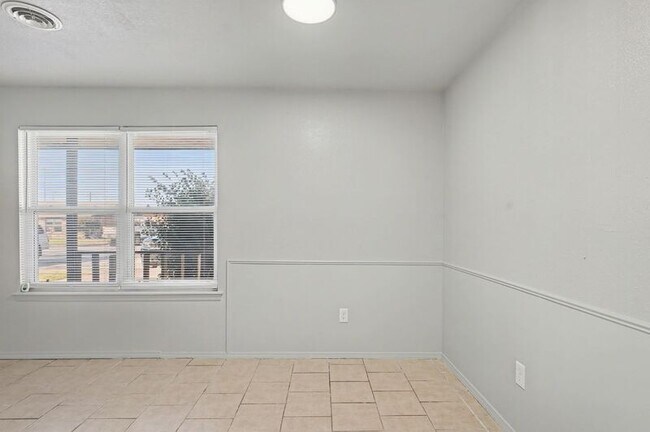 Building Photo - 1241-1247-1247 W Sunset Dr