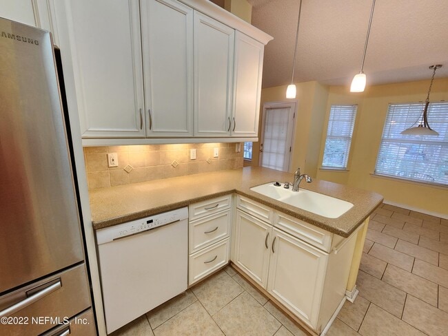 Building Photo - 1589 Guardian Ct