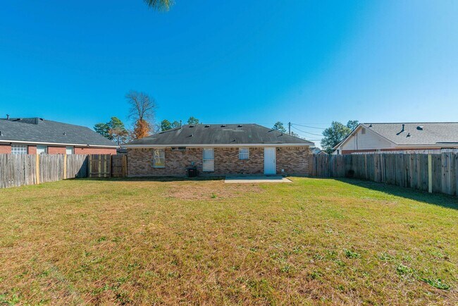 Building Photo - 3609 Stanton Ct