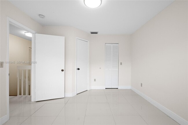 Building Photo - 6211 SW 138th Ct