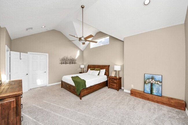 Building Photo - 2416 Bevis St