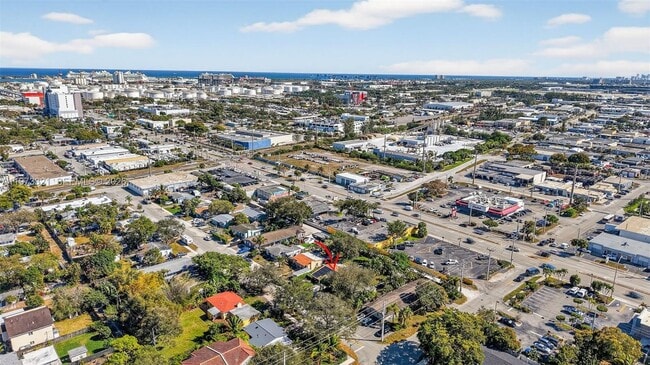 Building Photo - 252 SW 23rd St