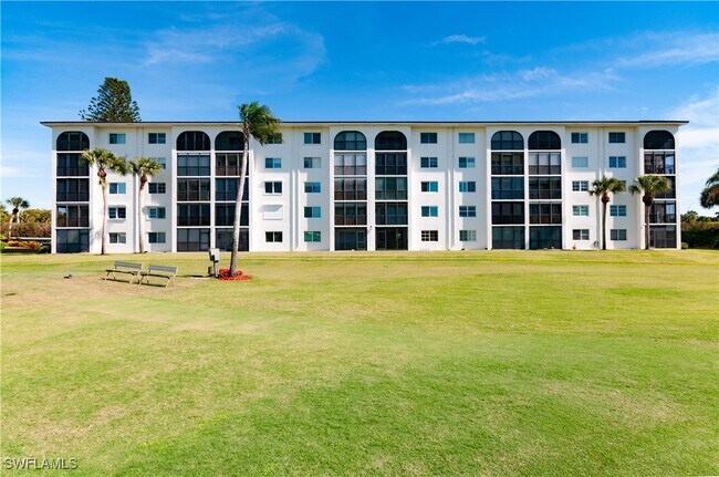 Building Photo - 29 High Point Cir E