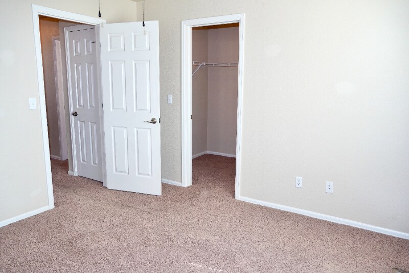 Building Photo - 4825 Spokane Way
