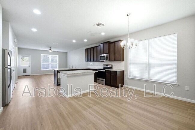 Building Photo - 5950 Larkspur Valley