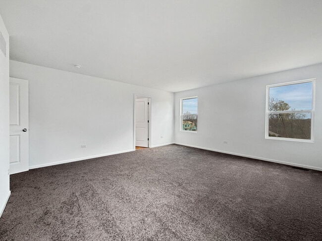Building Photo - 1215 Stonegate Dr