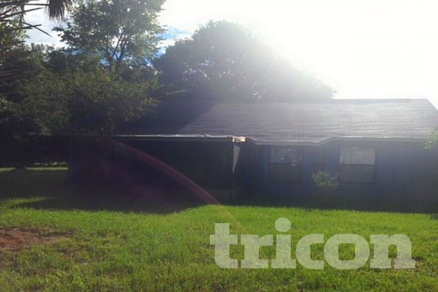 Building Photo - 3264 Luray Ct