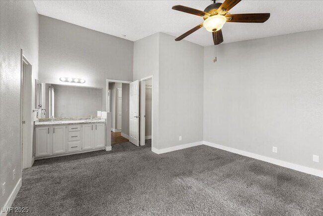 Building Photo - 720 Skipjack Dr