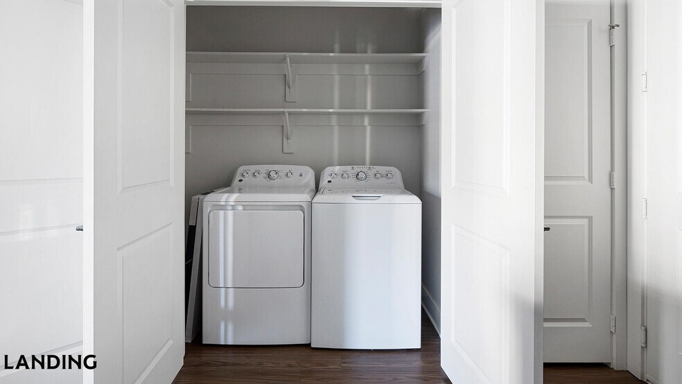 Building Photo - 701 Rahling Rd