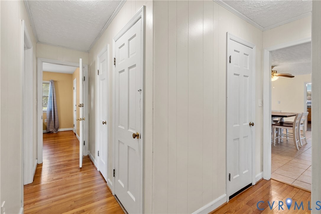 Building Photo - 1871 Pender Ave