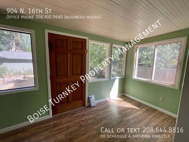 Building Photo - 904 N 16th St