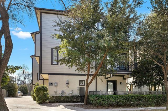 Primary Photo - 5930 Hudson St