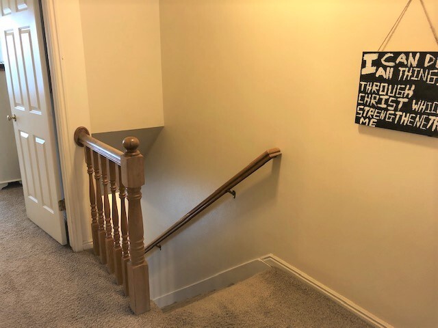 3 levels - Oak Banisters - 547 N 300 E