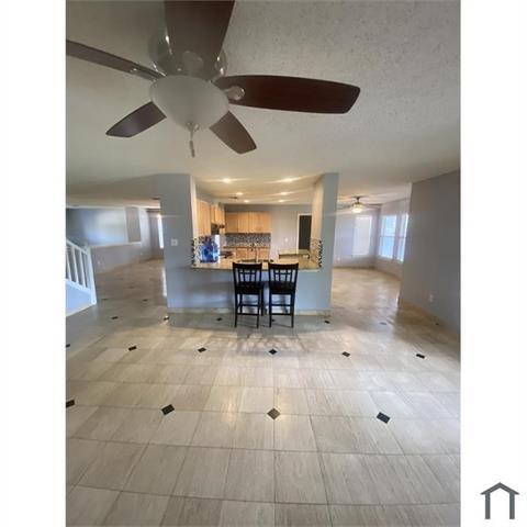 Building Photo - 2001 Barton Springs Dr