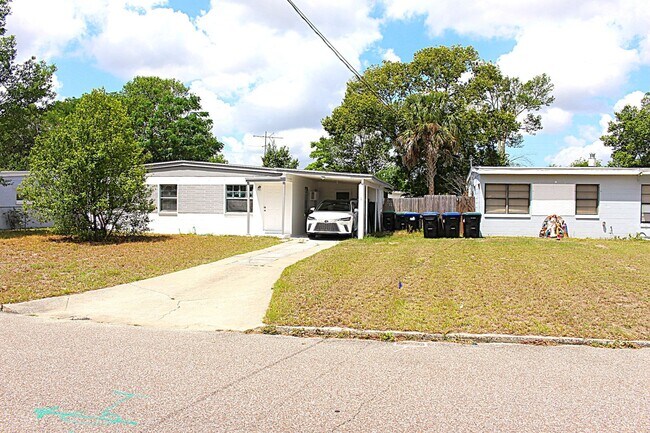 Building Photo - Lovely 3-bedroom 1 bath home for rent