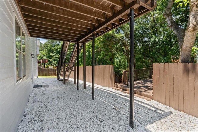 Building Photo - 3360 Pierce Arrow Cir