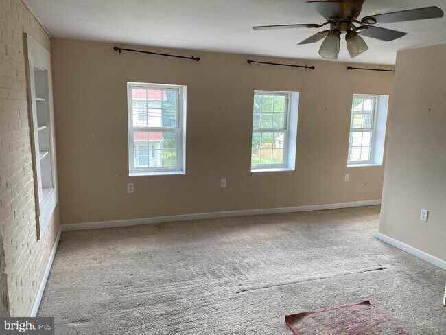 Building Photo - 7097 Union Deposit Rd