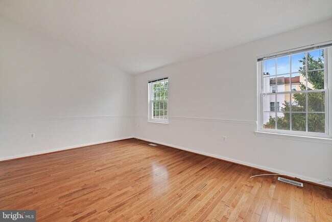 Building Photo - 10528 Joyceton Dr