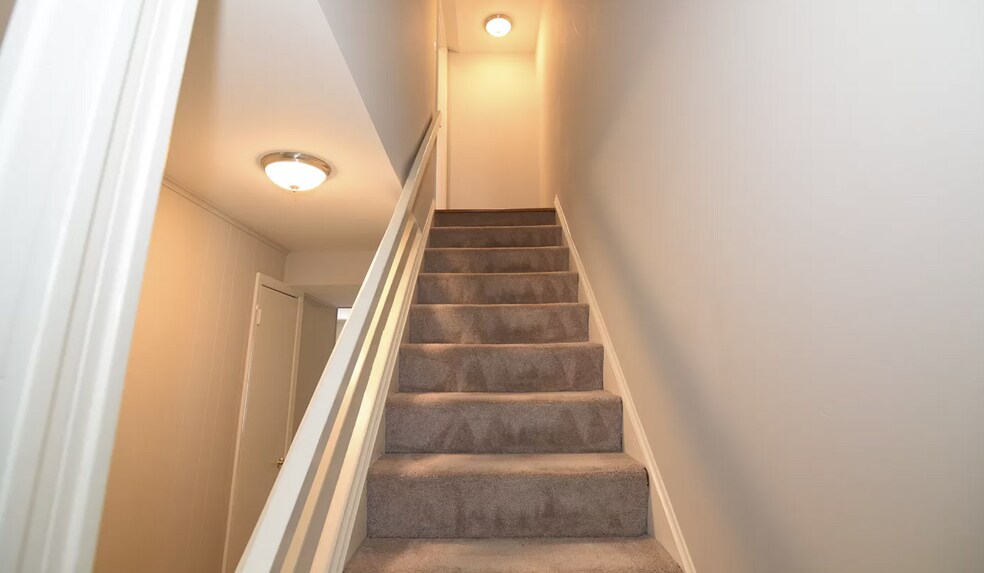 Building Photo - 3152 Bayswater Ct