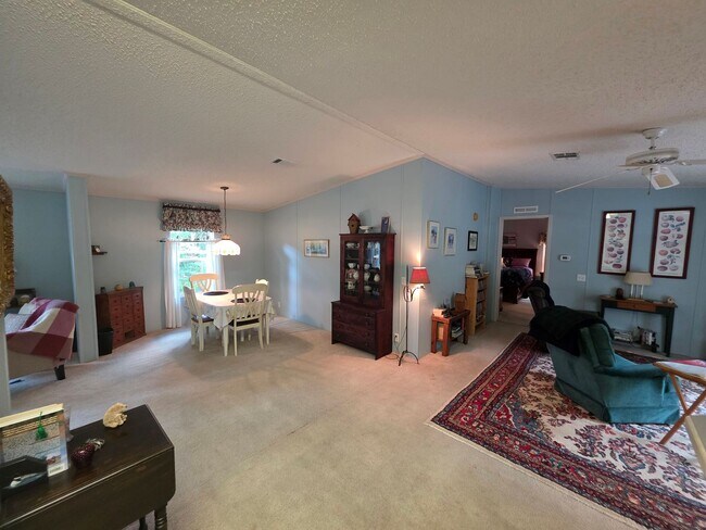 Building Photo - Hidden Gem - Vacation Home