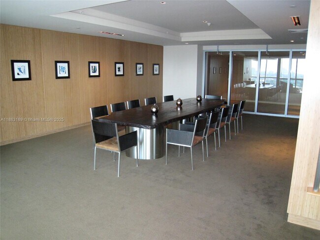Building Photo - 900 Biscayne Blvd