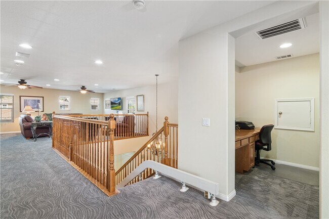 Building Photo - 27194 Red Maple St